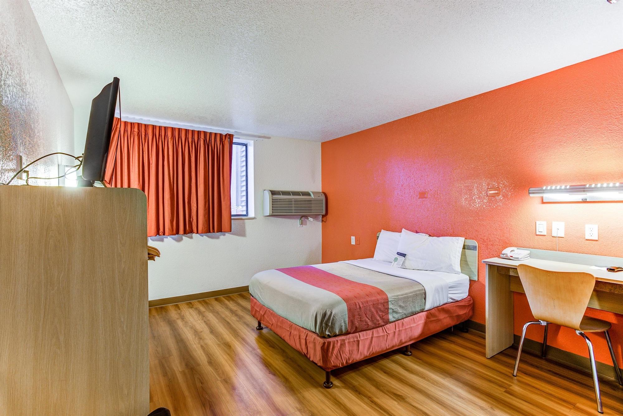 Hotel 6-portland, Or - West Tigard
