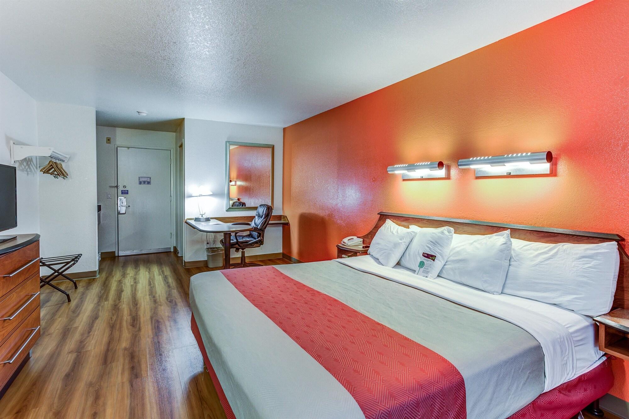 Hotel 6-portland, Or - West