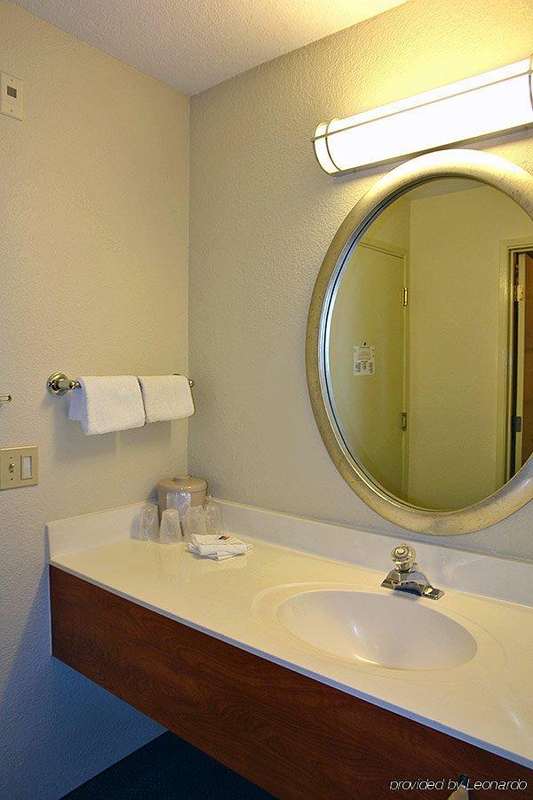 6-portland, Or - West Hotel Tigard