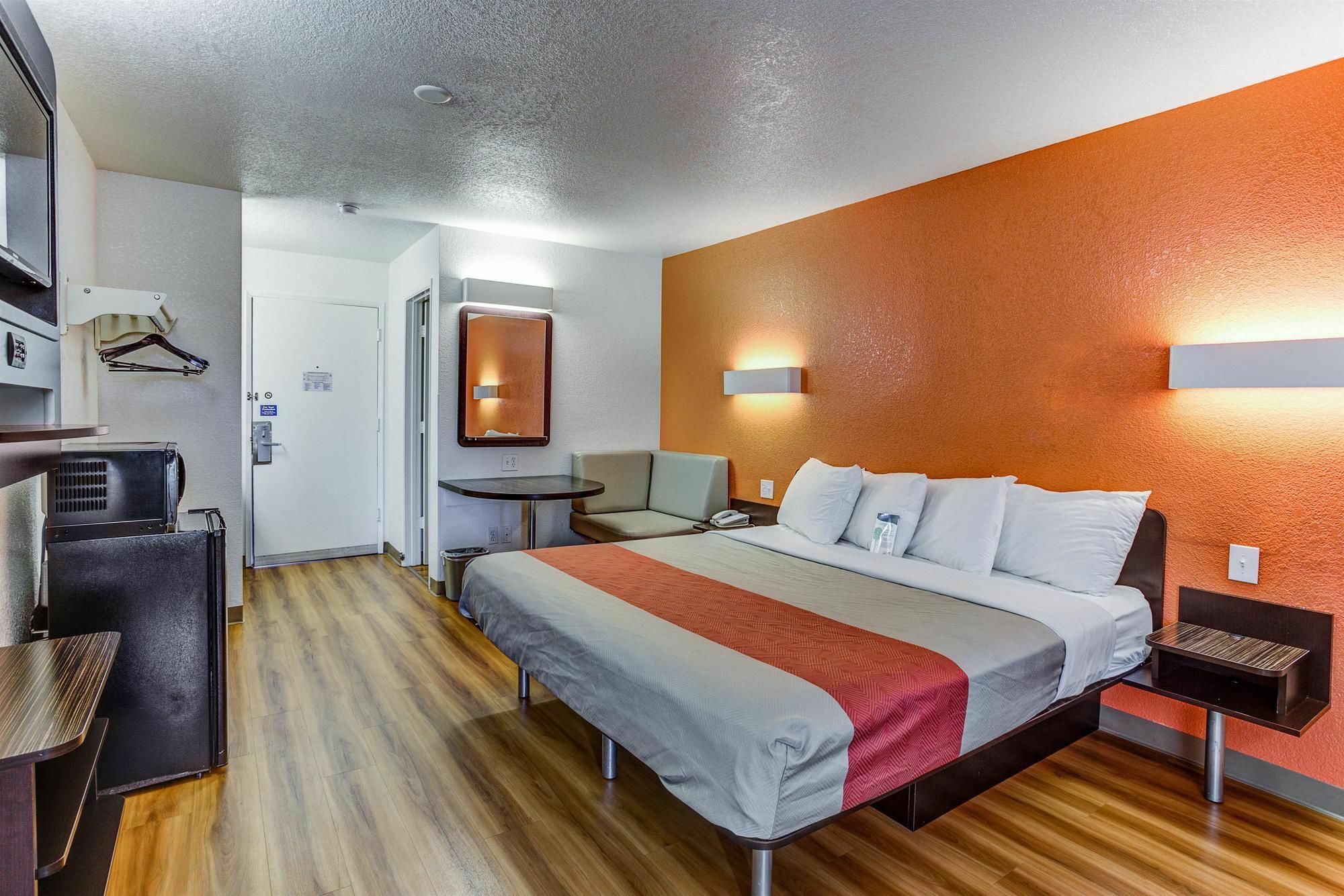 Hotel 6-portland, Or - West Tigard