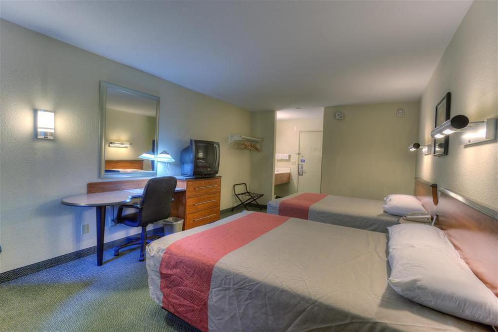 6-portland, Or - West 2* Tigard